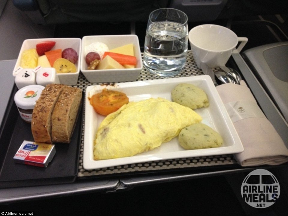 Η απόλυτη αηδία: Επιβάτες «κράζουν» τις αεροπορικές εταιρείες για τα άθλια γεύματα που σερβίρουν [εικόνες] | iefimerida.gr 7