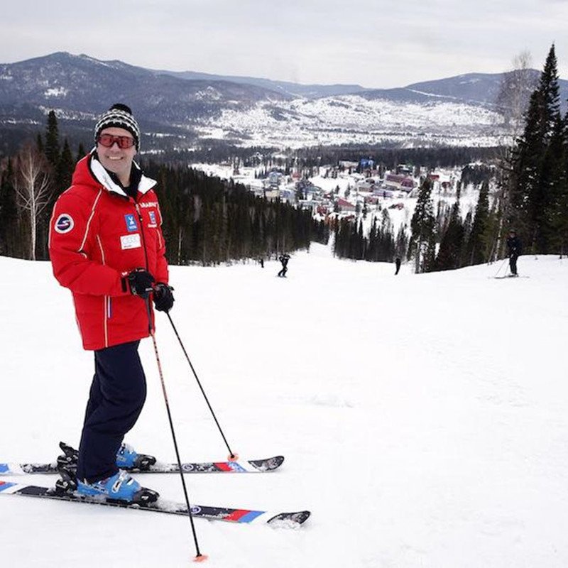 Οσο οι Ρώσοι διαδήλωναν, ο Μεντβέντεφ έκανε σκι [εικόνες] | iefimerida.gr 0