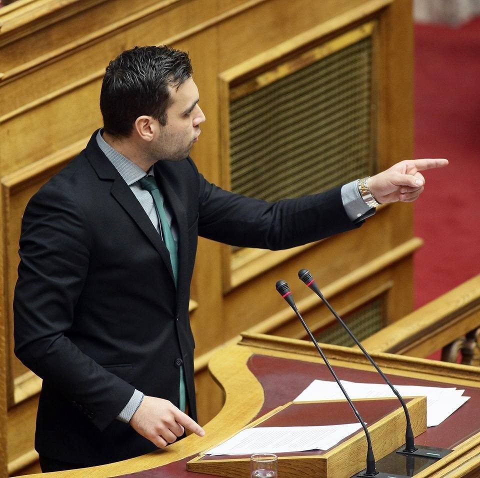 Ποιος είναι ο νέος κοινοβουλευτικός εκπρόσωπος της Ενωσης Κεντρώων | iefimerida.gr 0
