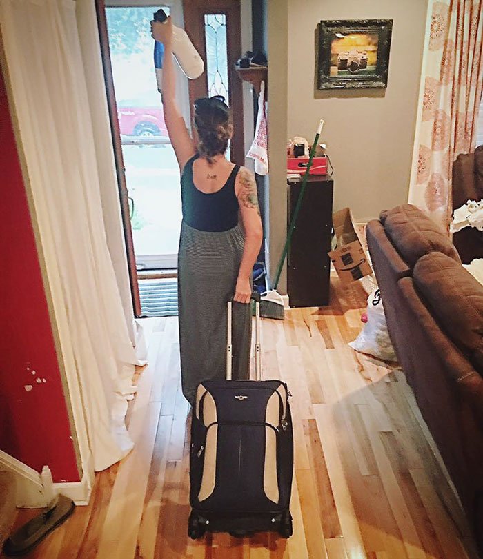 Ξεκαρδιστικό σημείωμα συζύγου στον άντρα της: Τι θα σου συμβεί τώρα που θα μείνεις μόνος με τα παιδιά [εικόνες] | iefimerida.gr 0