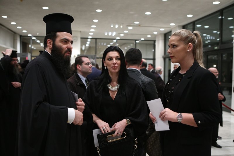 Παρά τη Novartis, τα 10 χρόνια του Ιερώνυμου τους ένωσαν [εικόνες] | iefimerida.gr 13