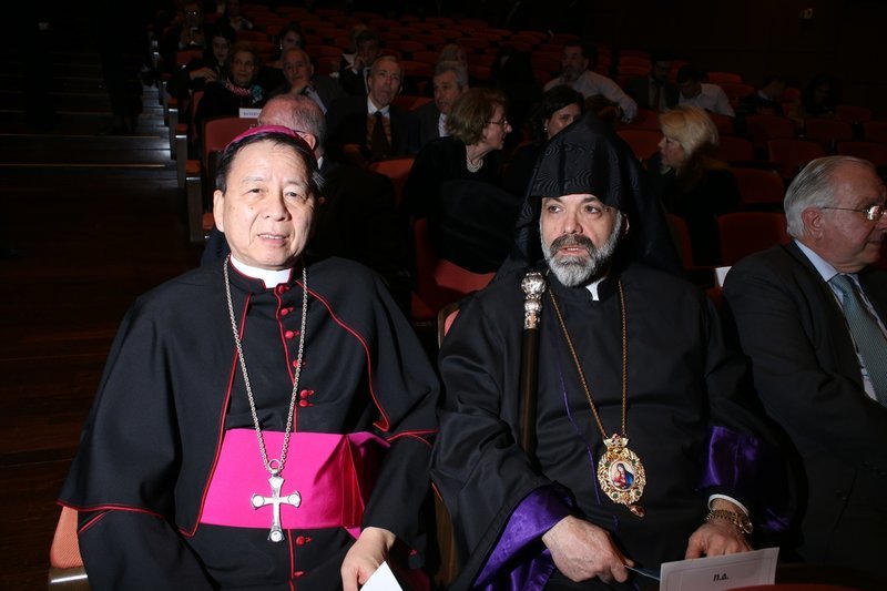 Παρά τη Novartis, τα 10 χρόνια του Ιερώνυμου τους ένωσαν [εικόνες] | iefimerida.gr 14