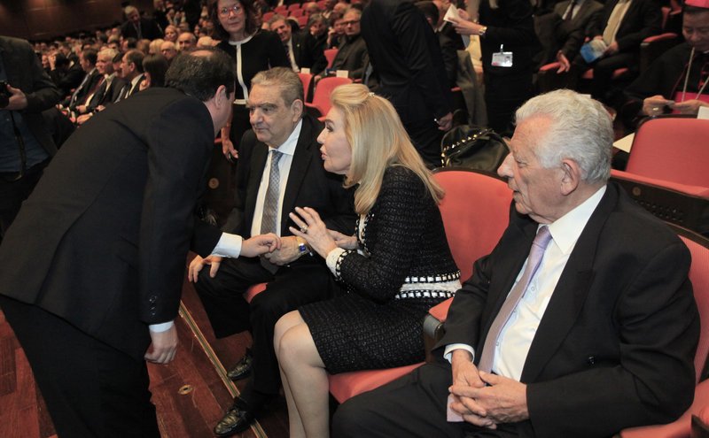 Παρά τη Novartis, τα 10 χρόνια του Ιερώνυμου τους ένωσαν [εικόνες] | iefimerida.gr 17