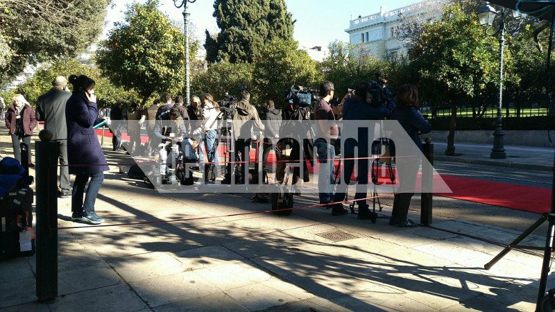 Ελεύθεροι σκοπευτές στη «Μεγάλη Βρεταννία» -Εκπαιδευμένα σκυλιά στο Προεδρικό Μέγαρο [εικόνες] | iefimerida.gr 1