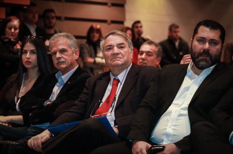 Ραγκούσης, Βάρτζελη, Μπίστης -Μόνο οι απόκληροι του ΚΙΝΑΛ προσεγγίζουν τον Τσίπρα | iefimerida.gr 1