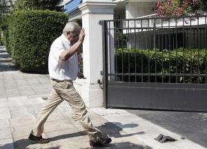 Σύσκεψη στο Μαξίμου ανάμεσα στον Τσίπρα και πέντε υπουργούς [εικόνες] | iefimerida.gr 0