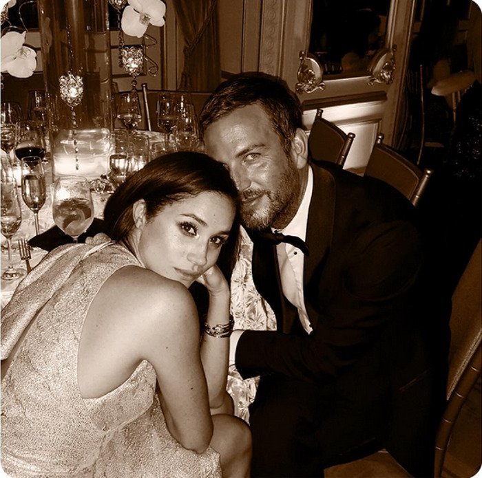 Ποιος είναι ο σέξι συνοδός της Μέγκαν Μαρκλ, συντρόφου του πρίγκιπα Χάρι; [εικόνες] | iefimerida.gr 1