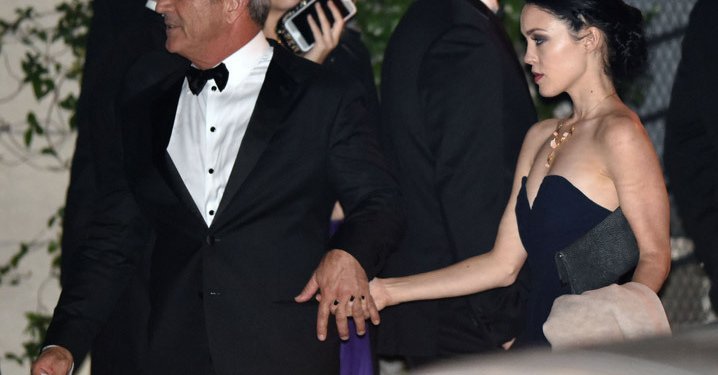 Ο Μελ Γκίμπσον με τη νέα του κατάκτηση, 24 ετών [εικόνες] | iefimerida.gr 1