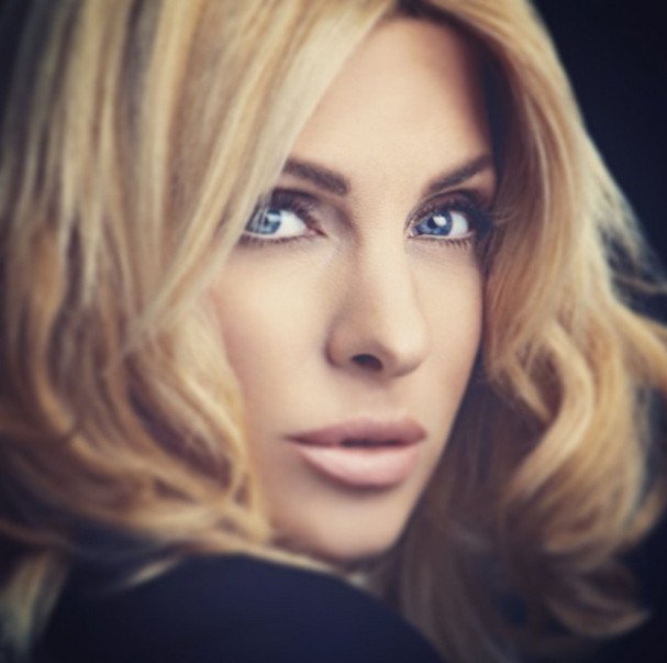 Η αδημοσίευτη φωτογραφία της Μενεγάκη που κάνει το γύρο του Διαδικτύου [εικόνα] | iefimerida.gr 0