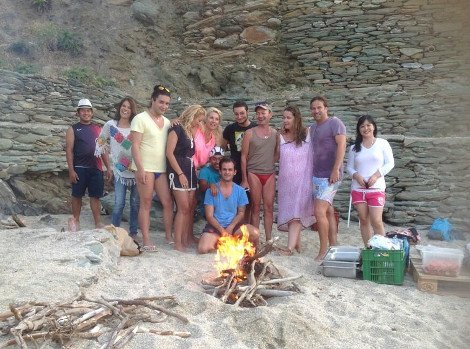 Η Ελένη Μενεγάκη αγκαλιά με τον Ματέο Παντζόπουλο εύχεται σε όλους καλό καλοκαίρι [εικόνες] | iefimerida.gr 1