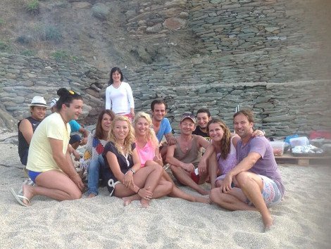 Η Ελένη Μενεγάκη αγκαλιά με τον Ματέο Παντζόπουλο εύχεται σε όλους καλό καλοκαίρι [εικόνες] | iefimerida.gr 2