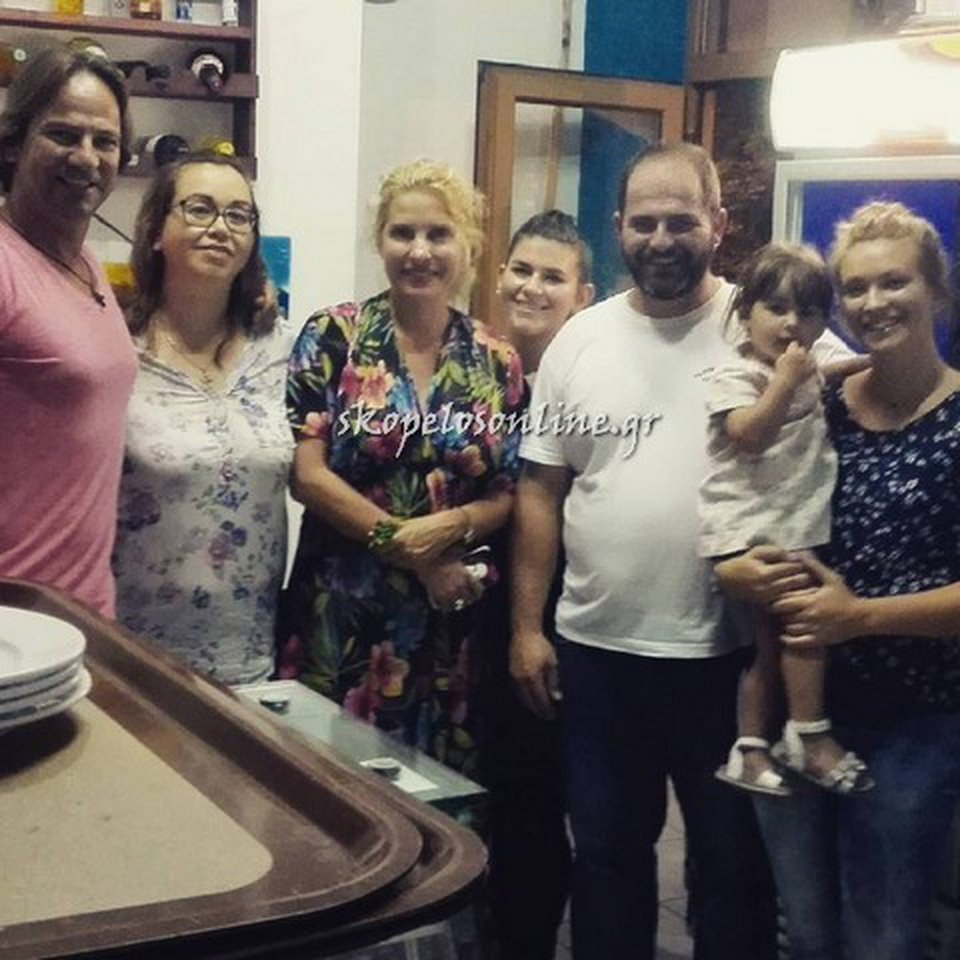 Η Ελένη Μενεγάκη έτσι όπως πραγματικά είναι - Χωρίς μακιγιάζ, χωρίς ρετούς [εικόνες] | iefimerida.gr 1