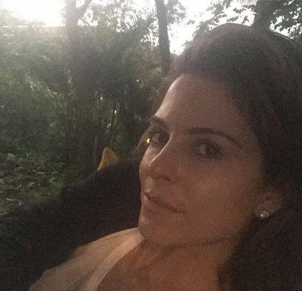 Η Μενούνος με μαγιό [εικόνες] | iefimerida.gr 2