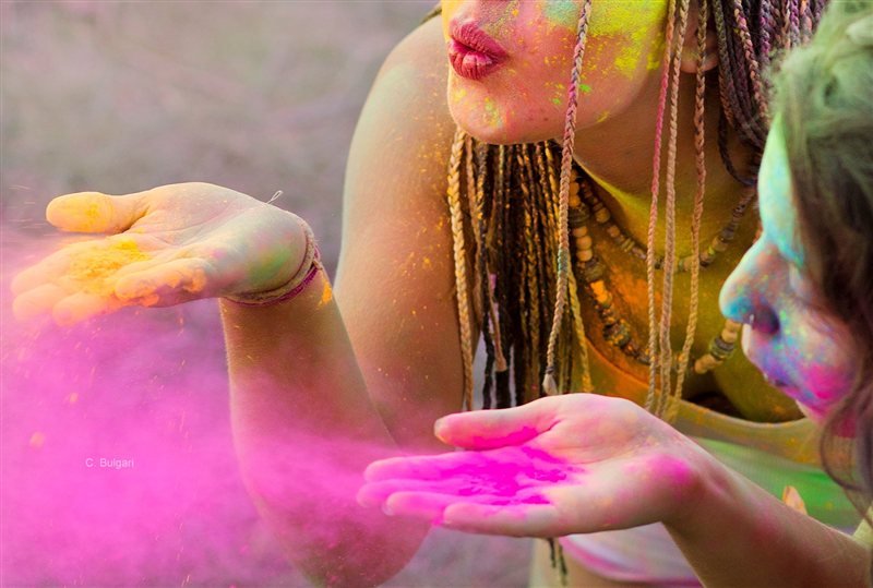 «Ημέρα των Χρωμάτων» στη Θεσσαλονίκη - Ετοιμασθείτε να λερωθείτε [εικόνες] | iefimerida.gr 2