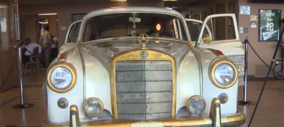 H ολόχρυση Mercedes του θρύλου της πυγμαχίας Μοχάμεντ Αλί [εικόνες] | iefimerida.gr 7