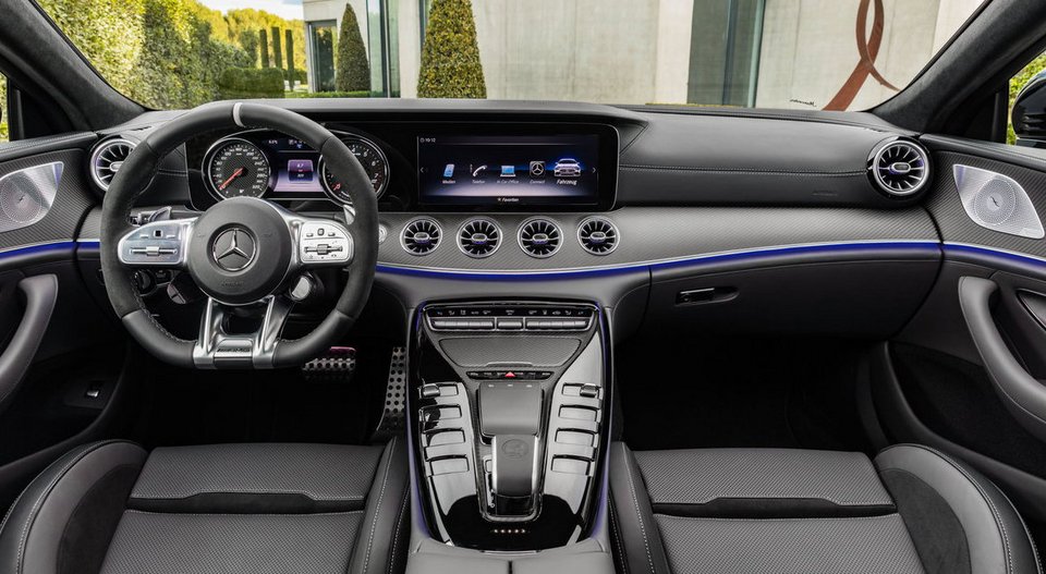 Μercedes-AMG GT 4 Door Coupe: Οικογενειακό super car | iefimerida.gr 5