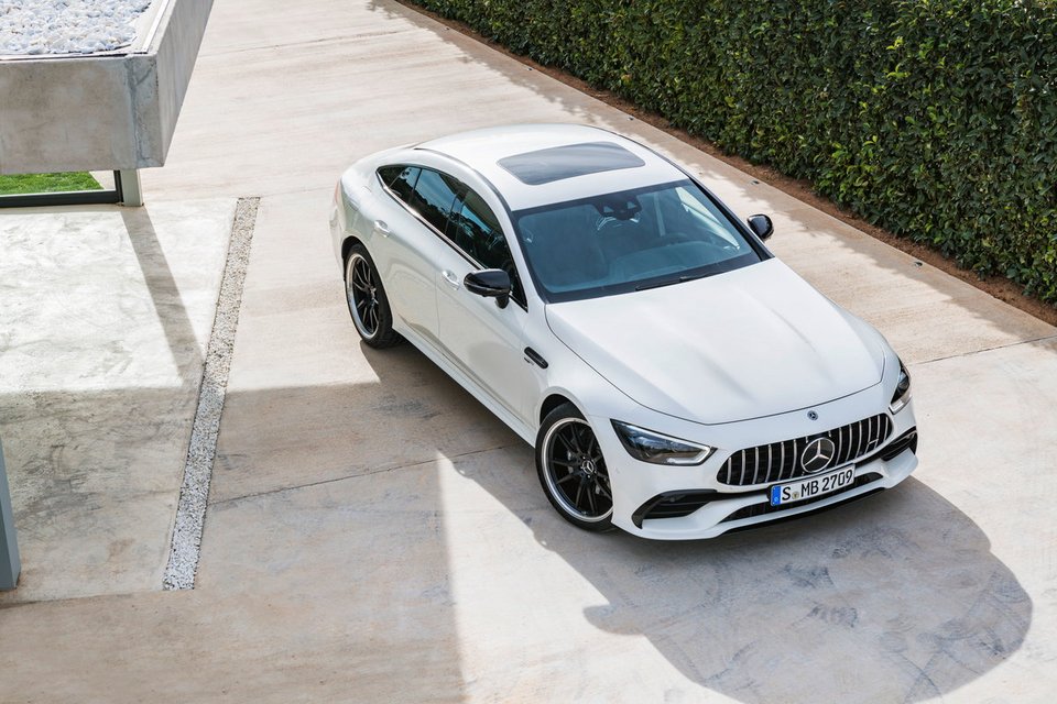 Μercedes-AMG GT 4 Door Coupe: Οικογενειακό super car | iefimerida.gr 6