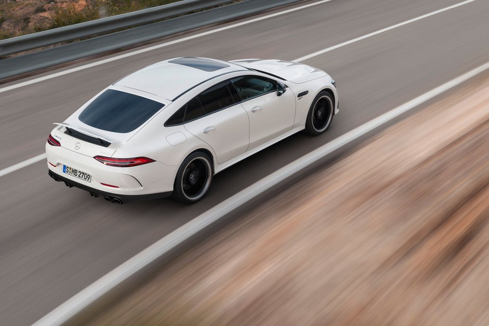 Μercedes-AMG GT 4 Door Coupe: Οικογενειακό super car | iefimerida.gr 1