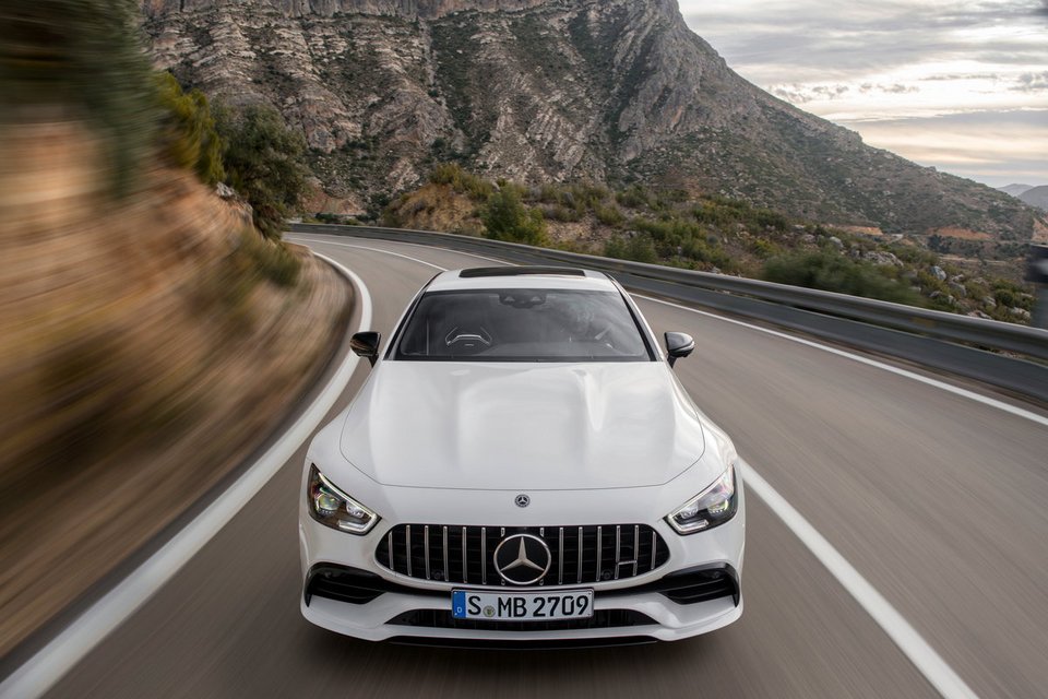Μercedes-AMG GT 4 Door Coupe: Οικογενειακό super car | iefimerida.gr 3