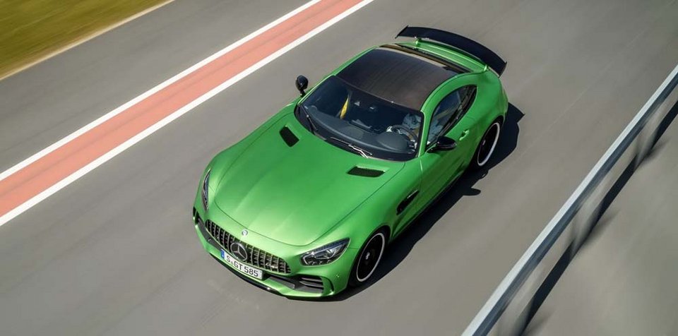 H Mercedes θα κατασκευάσει 2.000 AMG GT-R [βίντεο] | iefimerida.gr 1