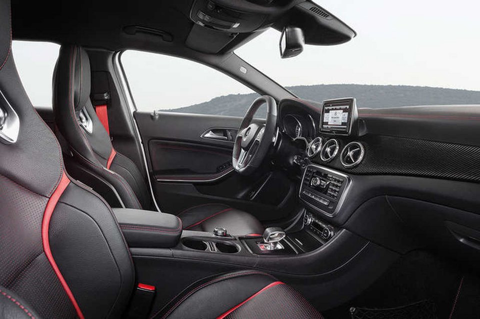 Mercedes GLA 45 AMG: η έκδοση των 360 ίππων του μικρού τζιπ της Mercedes | iefimerida.gr 3