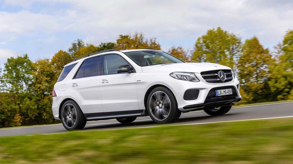 Η καινούργια Mercedes GLE γίνεται και 450 AMG | iefimerida.gr 0