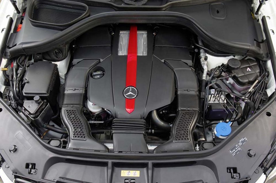 Η καινούργια Mercedes GLE γίνεται και 450 AMG | iefimerida.gr 3