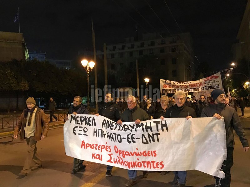 «Μέρκελ ανεπιθύμητη» -«Θερμή» υποδοχή με διαδηλώσεις στην Αθήνα παρά την απαγόρευση [εικόνες & βίντεο] | iefimerida.gr 10