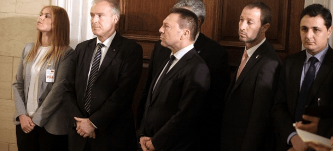 Αυτή είναι η ξανθιά γαλανομάτα σωματοφύλακας της Μέρκελ που τους γοήτευσε όλους [εικόνες] | iefimerida.gr 2