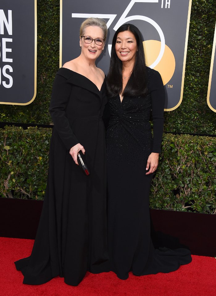 Πώς μπορούν να γίνουν δικά σου με 25 δολάρια φορέματα DVF,  Stella McCartney και Rossie Assοulin [εικόνες]  | iefimerida.gr 1