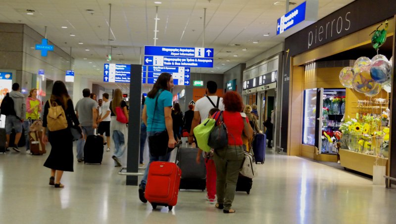 Εγκαταλείπουν την πρωτεύουσα οι αδειούχοι του Αυγούστου – Αυξημένη κίνηση σε λιμάνια, αεροδρόμιο, ΚΤΕΛ | iefimerida.gr 2