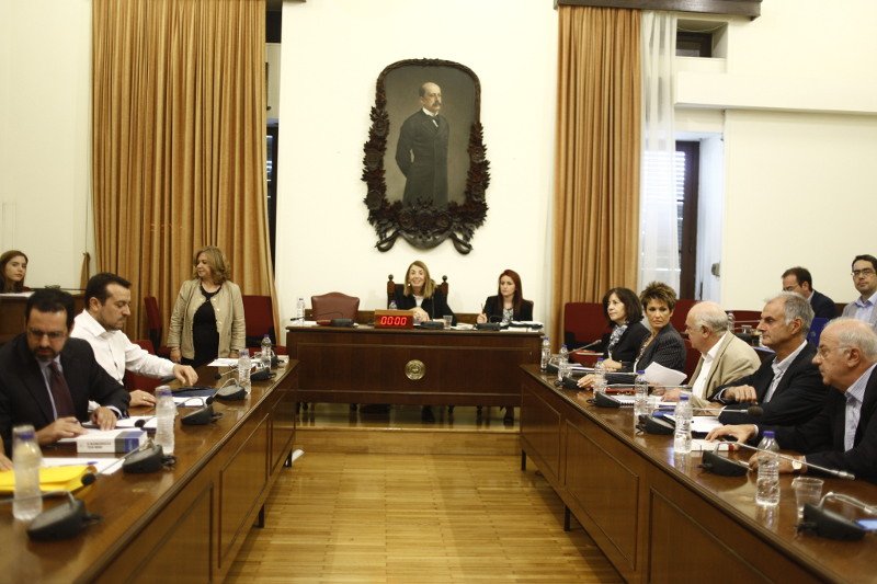 Αγρια κόντρα Παππά με Βορίδη και Βενιζέλο στην Επιτροπή Θεσμών και Διαφάνειας [βίντεο] | iefimerida.gr 2