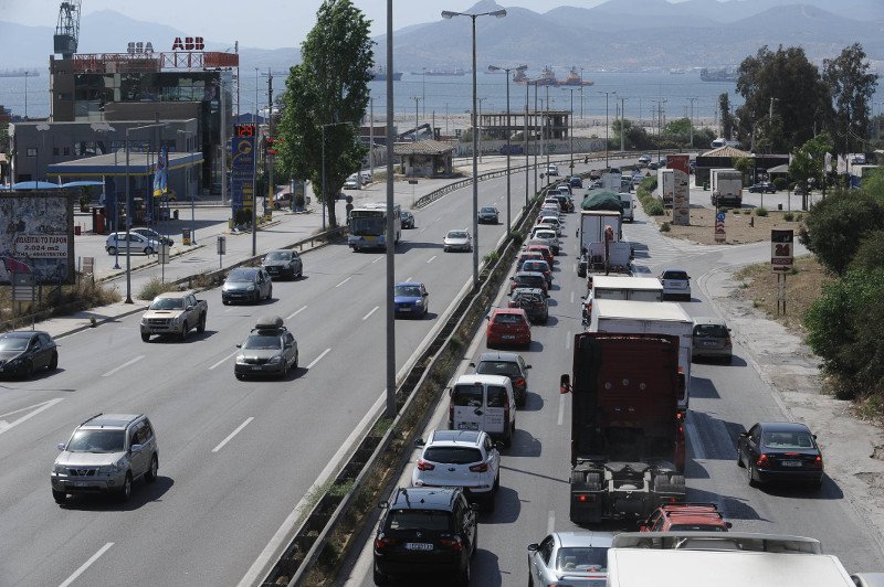Εγκαταλείπουν την πρωτεύουσα οι αδειούχοι του Αυγούστου – Αυξημένη κίνηση σε λιμάνια, αεροδρόμιο, ΚΤΕΛ | iefimerida.gr 1