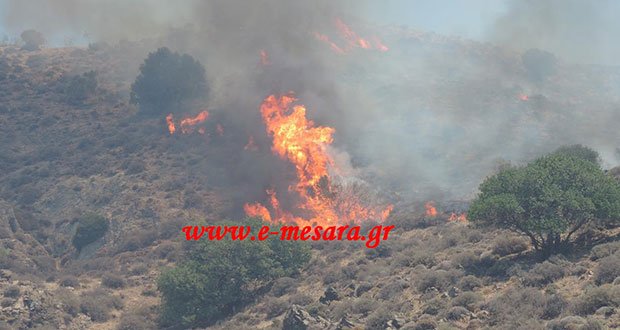 Ανεξέλεγκτη η φωτιά στην Κρήτη -Εκκενώνονται οικισμοί, ισχυρή πυροσβεστική δύναμη [εικόνες] | iefimerida.gr 2