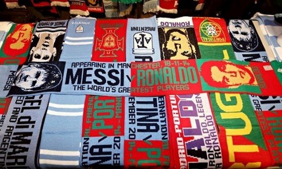 Ο φίλαθλος που έδωσε την λύση στο δίλημμα Μέσι ή Κριστιάνο Ρονάλντο [εικόνες] | iefimerida.gr 1