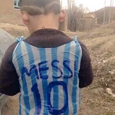 Ο Μέσι θα συναντήσει τον μικρό Αφγανό που έφτιαξε τη φανέλα του από σακούλες [εικόνες] | iefimerida.gr 3