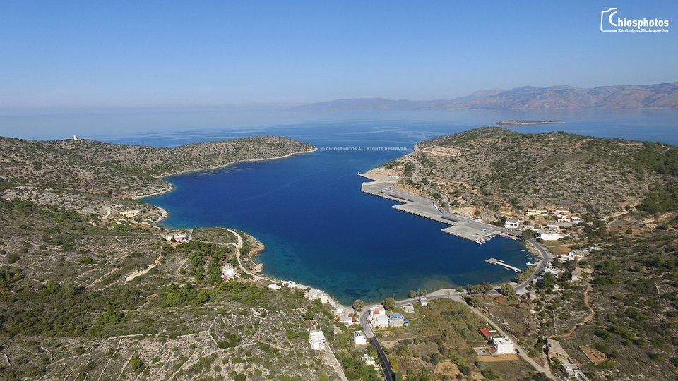 Εντυπωσιακές εικόνες από ψηλά -Το λιμάνι των Μεστών στη νοτιοδυτική Χίο [βίντεο] | iefimerida.gr 2