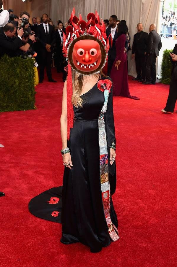 Το ίντερνετ σπάει πλάκα με την Ριάνα και την Σάρα Τζέσικα Πάρκερ -Γελάνε με τα ρούχα τους [εικόνες] | iefimerida.gr 7