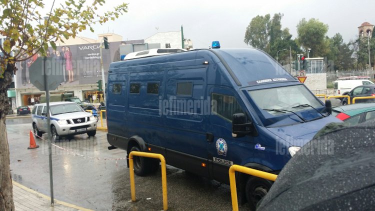 Μεταφέρεται ξανά στις φυλακές Κορυδαλλού ο Ρωμανός μετά από 23 ημέρες στο νοσοκομείο | iefimerida.gr 0