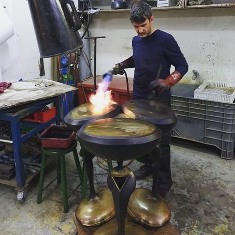 Οι νέοι στη Γαλλία «ζωντανεύουν» τα χειρωνακτικά επαγγέλματα -Κάνουν θαύματα [εικόνες] | iefimerida.gr 3