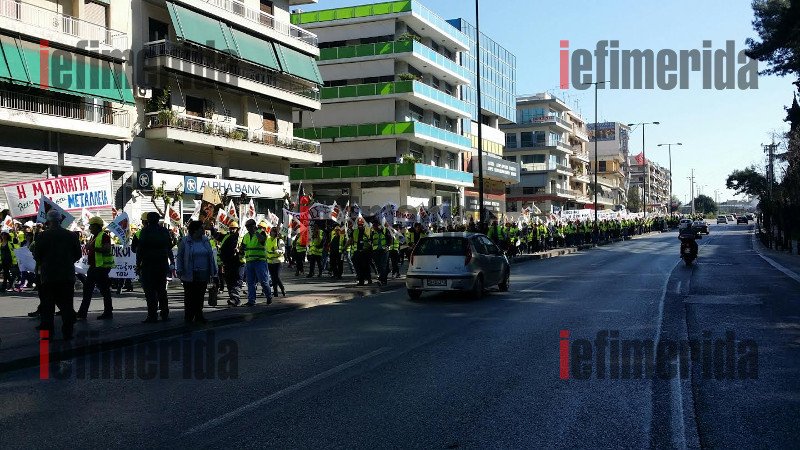 Από τις Σκουριές στην Αθήνα - Πορεία και συγκέντρωση στη Βουλή από 5.000 μεταλλωρύχους [εικόνες&βίντεο] | iefimerida.gr 13