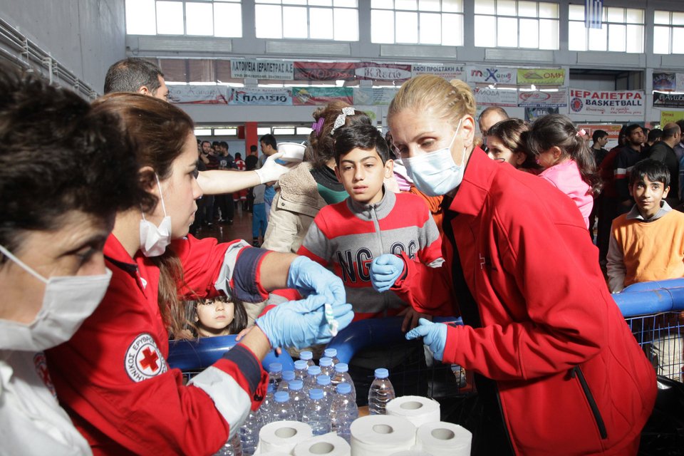 Αναχωρούν οι 370 από τους μετανάστες του «Baris» - Στον Εισαγγελέα επτά ως επικεφαλείς της μεταφοράς [εικόνες] | iefimerida.gr 0