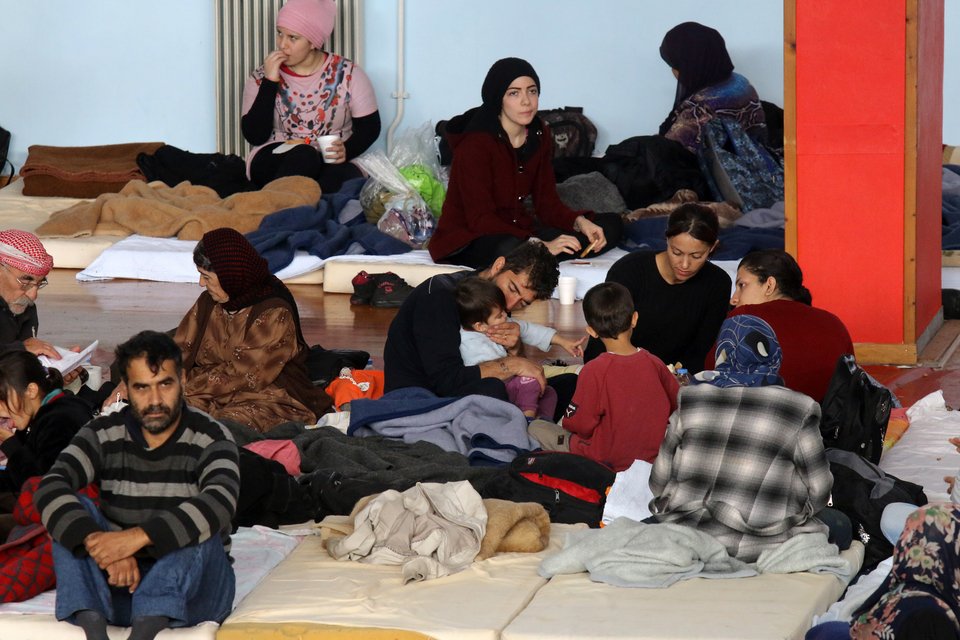 Αναχωρούν οι 370 από τους μετανάστες του «Baris» - Στον Εισαγγελέα επτά ως επικεφαλείς της μεταφοράς [εικόνες] | iefimerida.gr 6