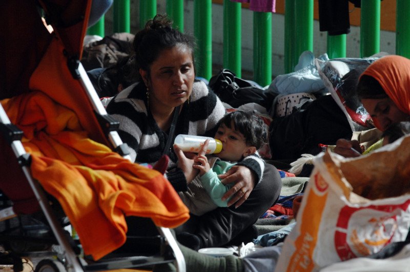 Χάος: Πάνω από 10.500 πρόσφυγες εγκλωβισμένοι σε Ειδομένη και Πειραιά | iefimerida.gr 5