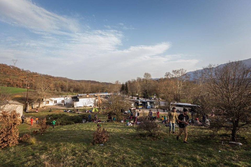 Καβάλα, Τρίκαλα, Γρεβενά... -Σε κάθε πόλη της Ελλάδας, χιλιάδες μετανάστες | iefimerida.gr 9