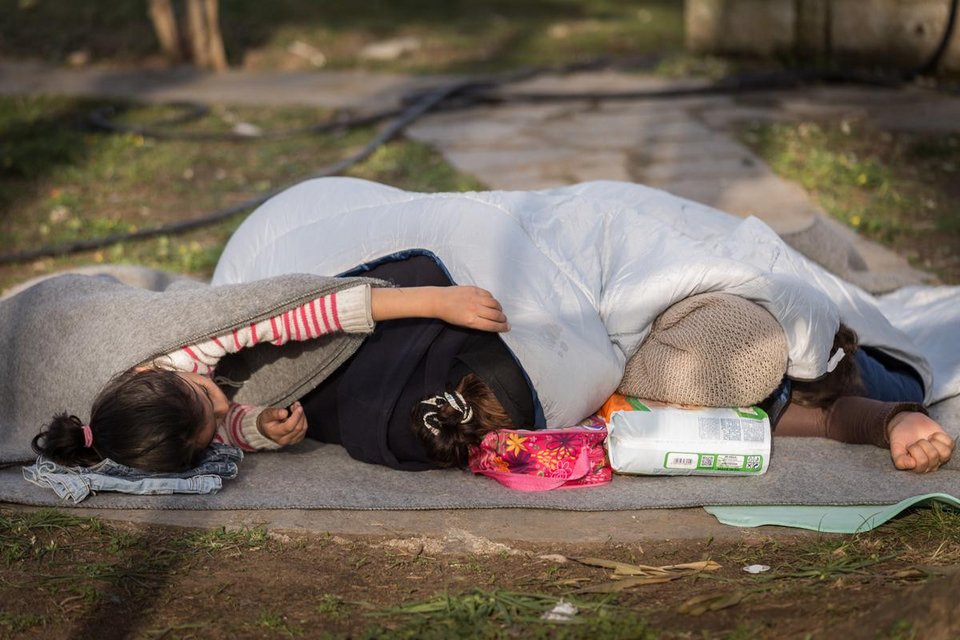 Καβάλα, Τρίκαλα, Γρεβενά... -Σε κάθε πόλη της Ελλάδας, χιλιάδες μετανάστες | iefimerida.gr 12
