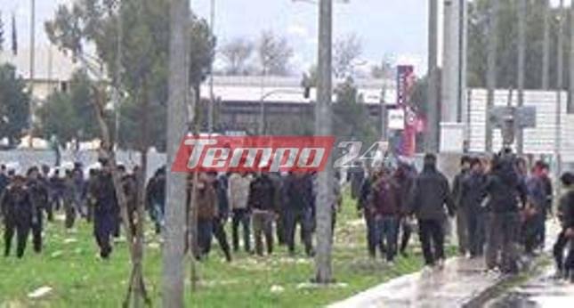 Καταγγελία -Αλλοδαποί επιδεικνύουν τα γεννητικά τους όργανα σε γυναίκες λιμενικούς στην Πάτρα [εικόνες] | iefimerida.gr 0