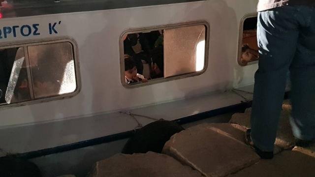 Στην Πύλο οι 77 μετανάστες που εντοπίστηκαν στα νοτιοδυτικά μέσα σε σκάφος [εικόνες & βίντεο] | iefimerida.gr 2