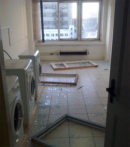 Η επόμενη ημέρα στη Ρωσία μετά το χτύπημα του μετεωρίτη [εικόνες] | iefimerida.gr 3