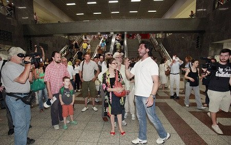 Σε Σκάλα του Μιλάνου μετατράπηκε ο σταθμός του Μετρό στο Σύνταγμα [εικόνες] | iefimerida.gr 2